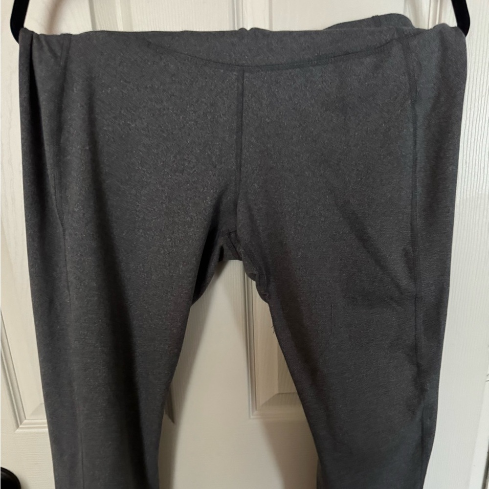 All in Motion cropped leggings